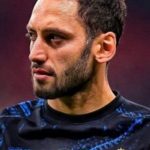 Hakan Çalhanoğlu'na Uluslararası Akdeniz Mükemmellik Ödülü!